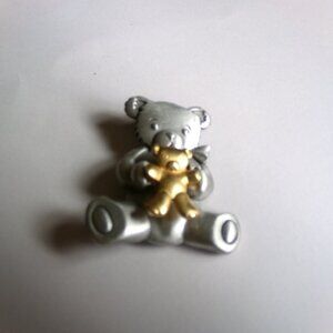 pewter teddy bear pin marked J J